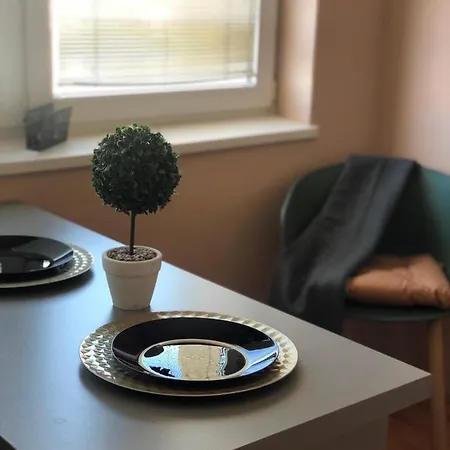 Square Vanilla Downtown Apartment